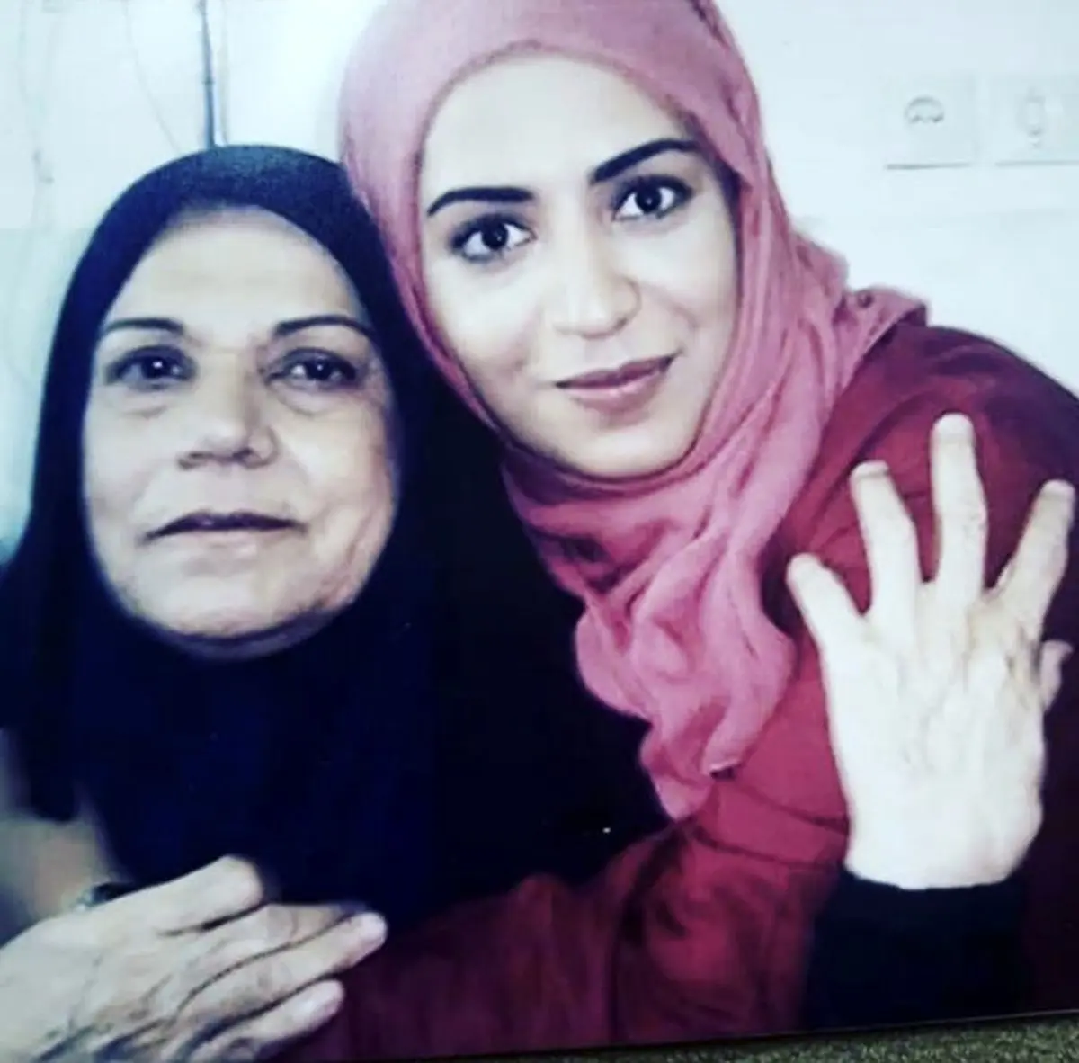 ساناز سماواتی در کنار بازیگر تازه گذشته + عکس