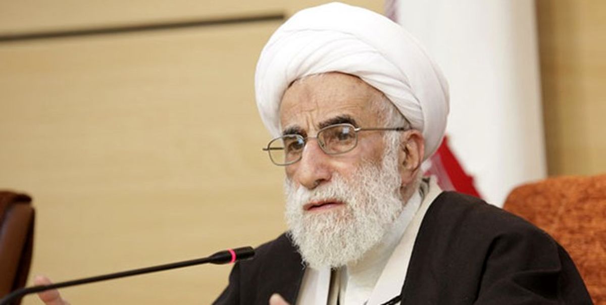  آیت‌الله جنتی: منکر بزرگ، دروغ گفتن برخی مسؤولان به مردم است