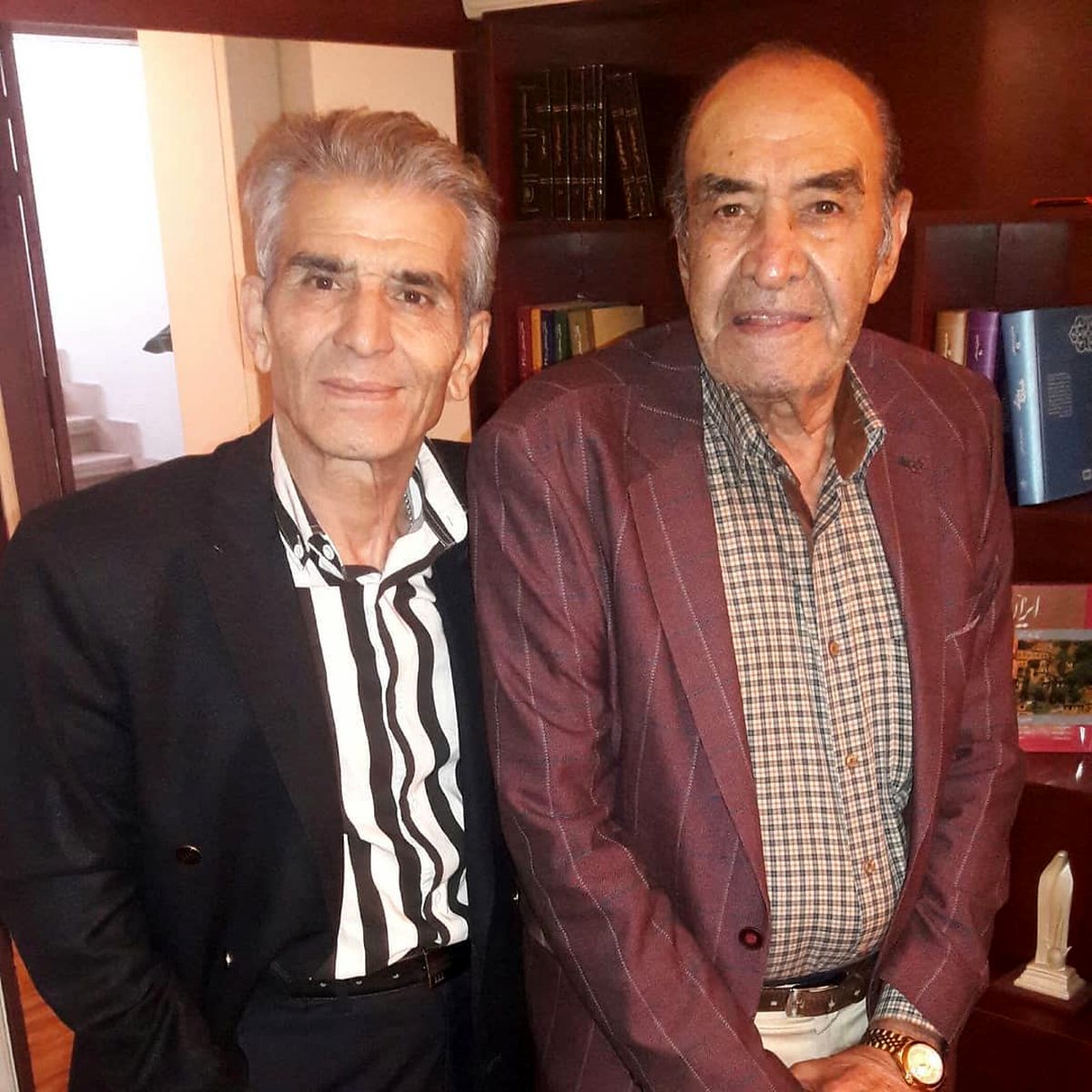 دیدار آقای بازیگر با پدر هنرمند احسان خواجه امیری+عکس