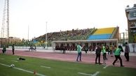 توهین تماشاگران به پرسپولیسی‌ها 