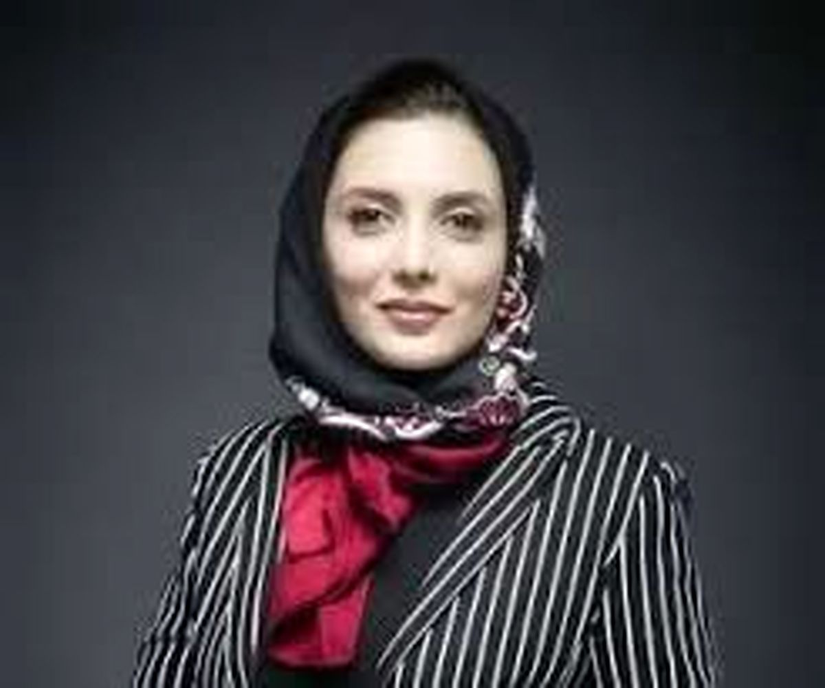 سلفی ماشینی رویا میرعلمی و پسرش