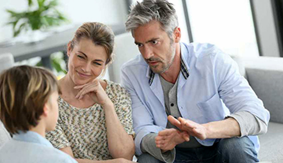  مورد مسائل جنسی از چه سنی و چگونه با کودک صحبت کنیم؟
