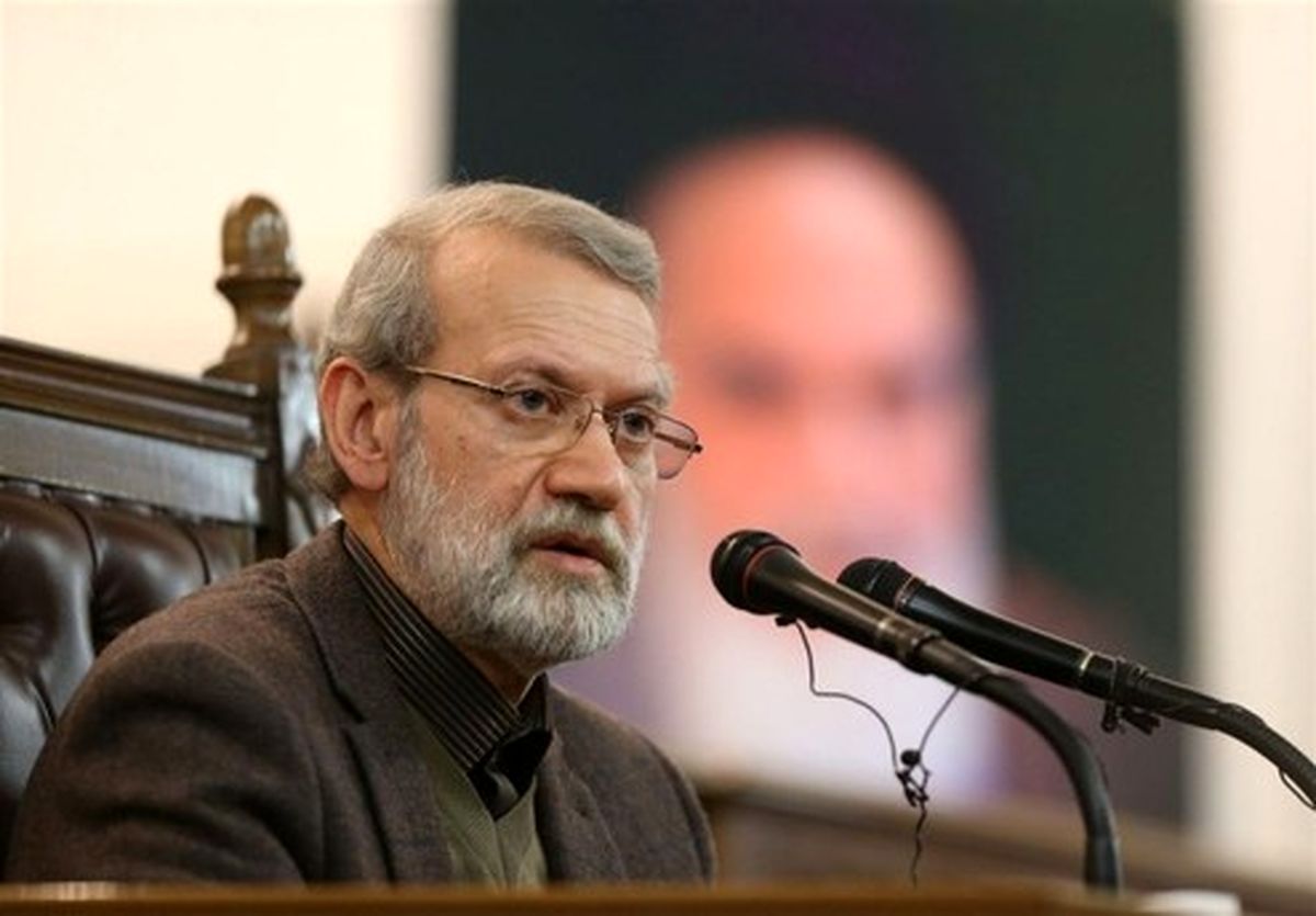 لاریجانی: وزارت بهداشت جلوتر از کشور‌های اروپایی است