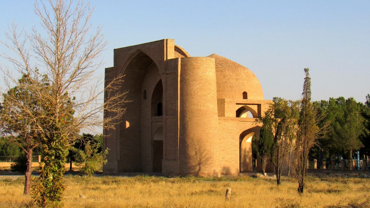 در سفر به سبزوار از کدام مناطق دیدن کنیم