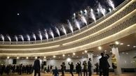 آسمان تهران به یاد شهیدان پدر مدافع حرم نور افشانی می‌شود 