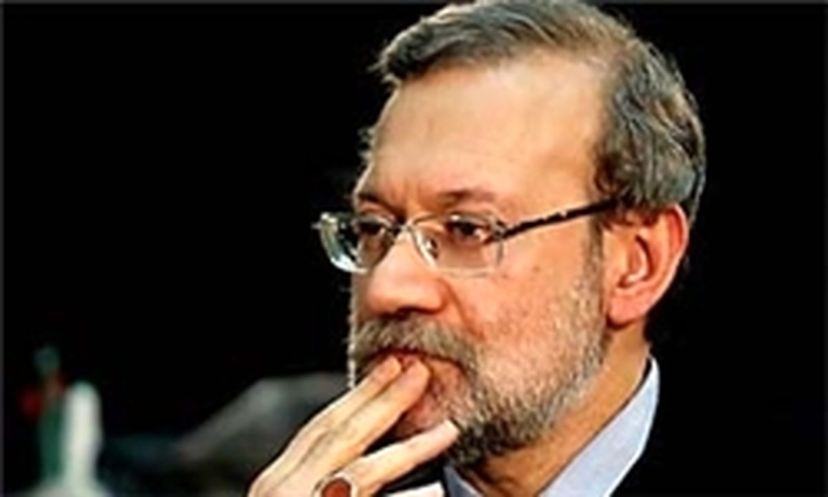 تاکنون دعوتی از من برای حضور در ائتلاف سه نفره نشده