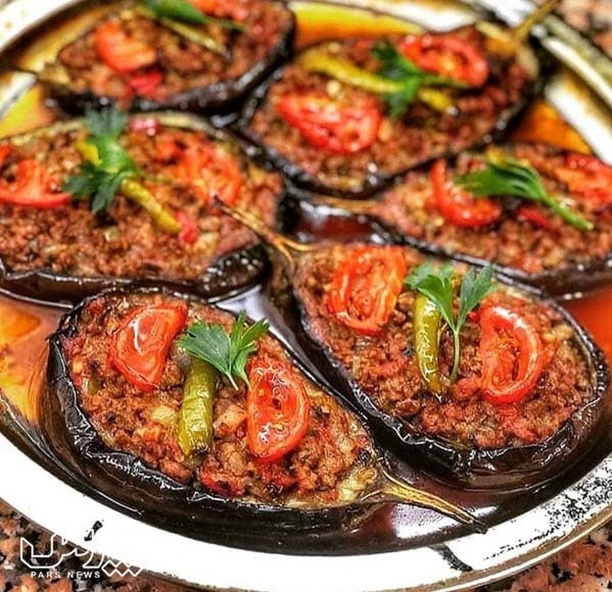 طرز تهیه خوراک گوشت و بادمجان مجلسی و بسیار خوشمزه
