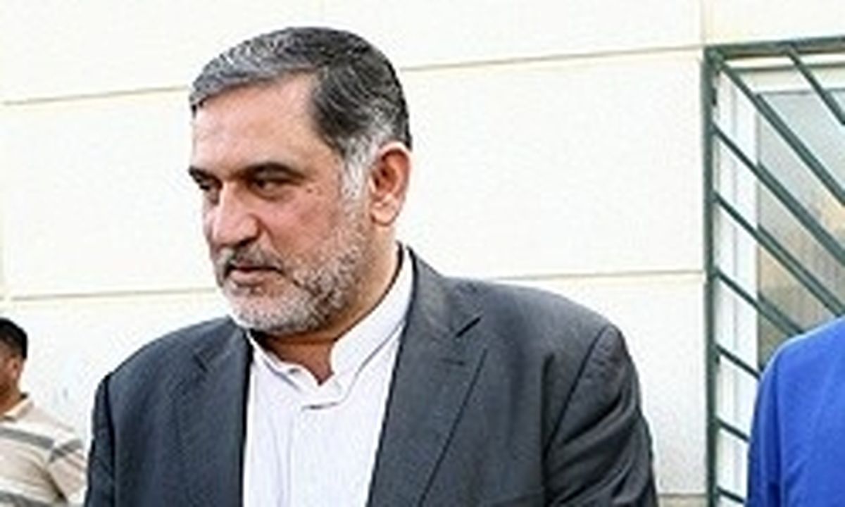 اگر عکسی باشد یک میلیارد تومان می‌خرم