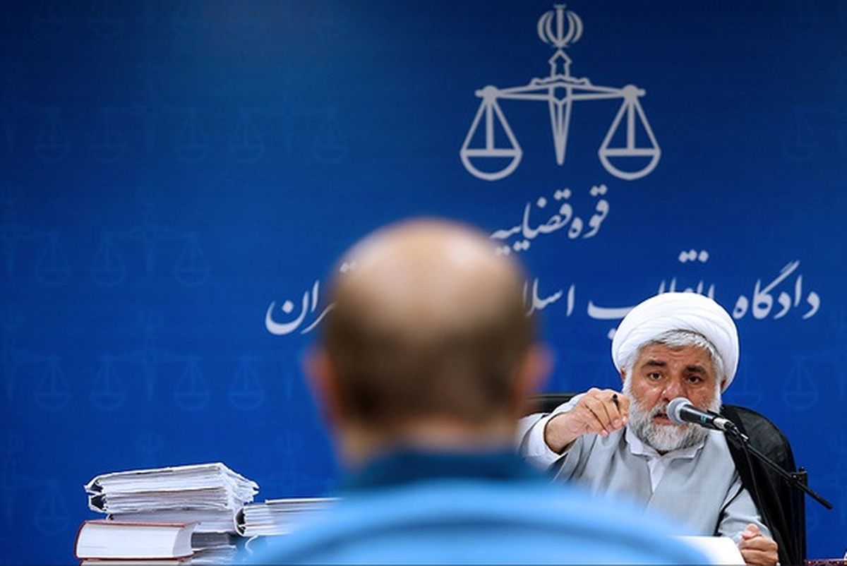 دوستی رییس جمهور با متهم نفتی؟
