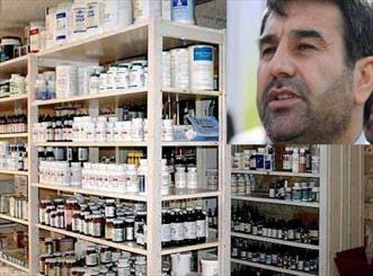 سنگ اندازی وزیر بهداشت، گمرک و بانک مرکزی دولت دهم در بازار دارو