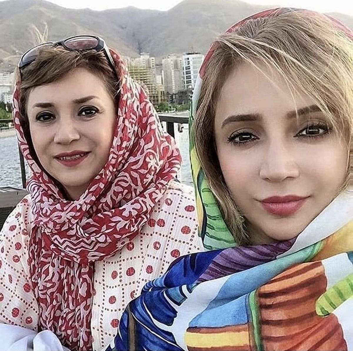 شبنم قلی خانی و خواهرش + عکس