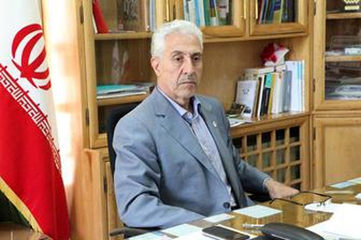 وزیر علوم خطاب به دانشجویان: از سیاسی کاری دوری کنید