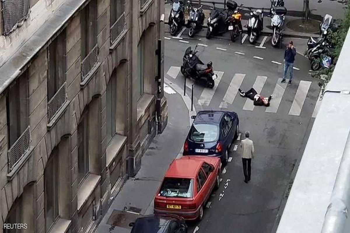 داعش مسئولیت حمله با چاقو در پاریس را برعهده گرفت