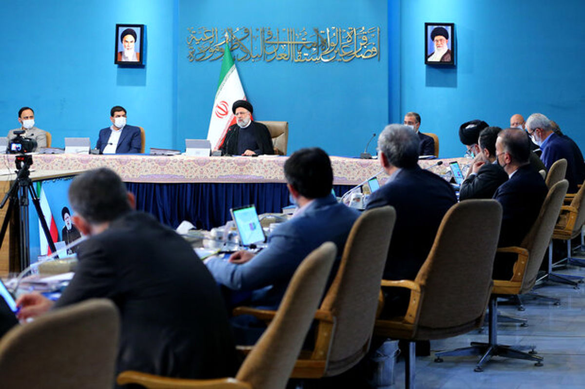 دستور رئیس‌جمهور به مخبر و وزارت کار جهت پیگیری درخواست بازنشستگان