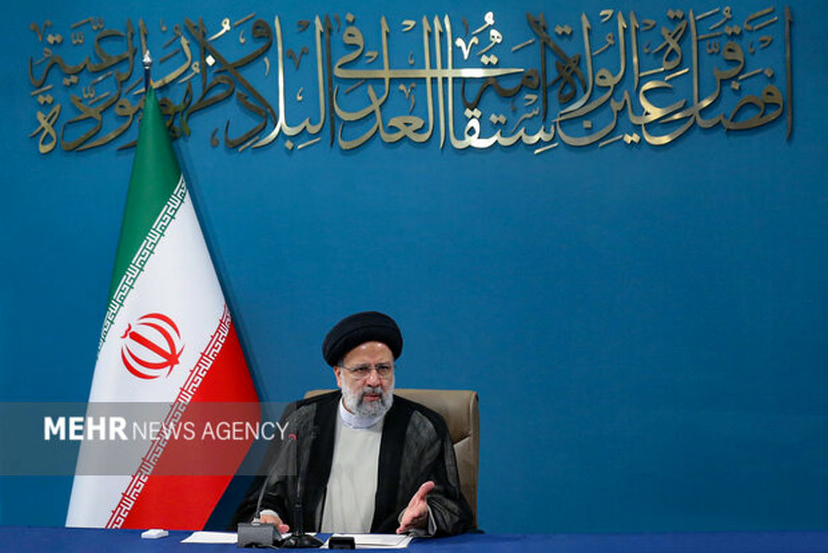 رئیسی : همه دستگاه‌ها تلاش خود را برای مهار تورم به کار گیرند