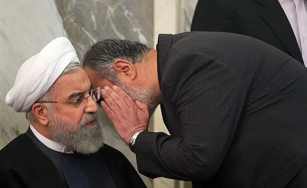 اظهارات آشنا تنها بی اخلاقی نبود/ دموکراسیِ ترسیدن مثل سگ