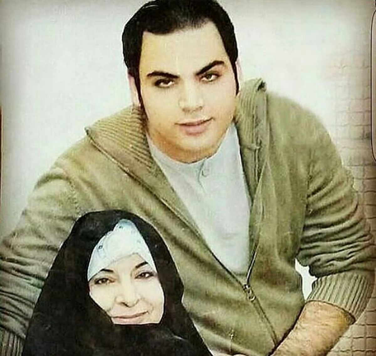 عکس دیدنی از احسان علیخانی و مادرش
