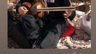 ساز زدن افسانه بایگان در دل طبیعت + عکس