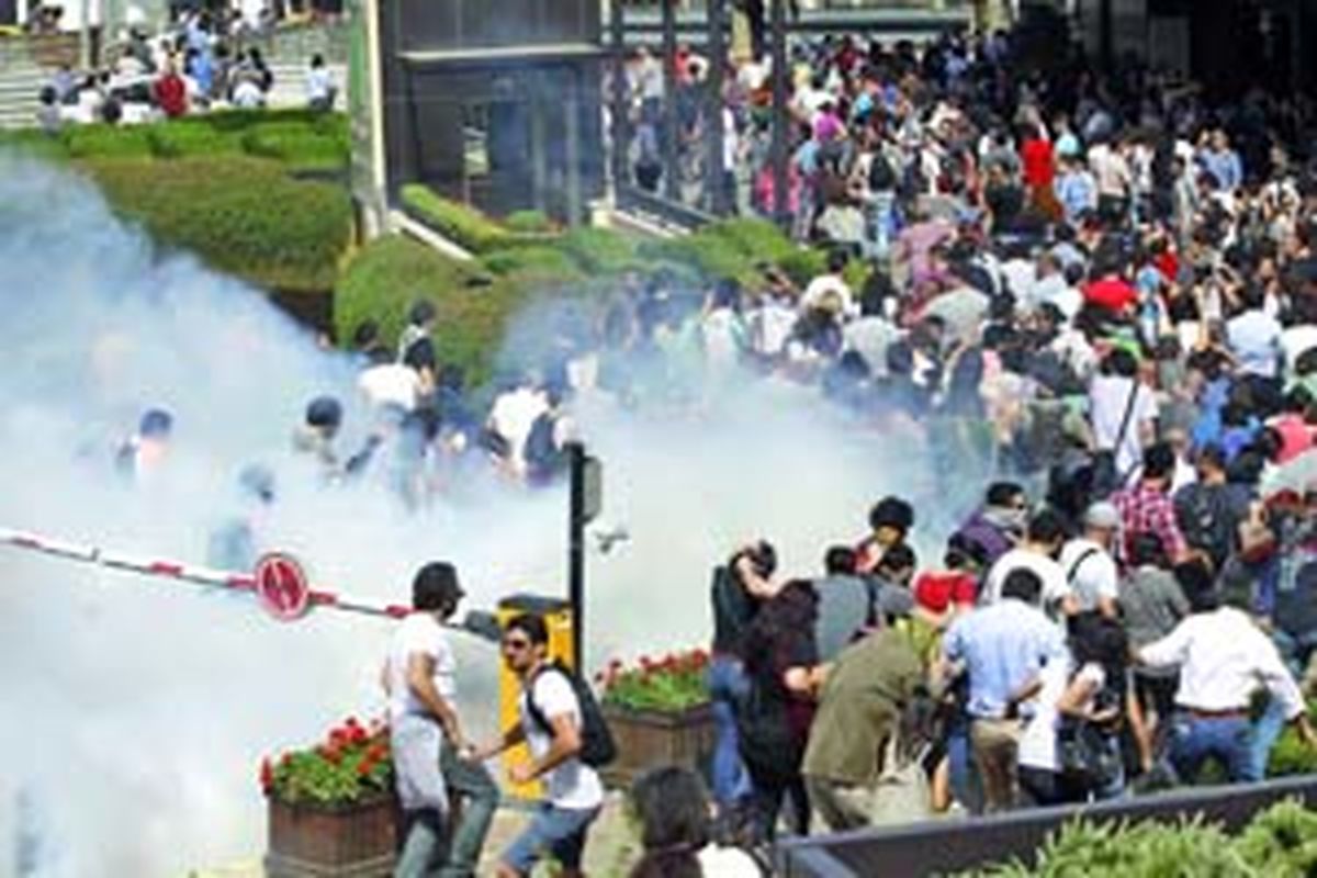 اعتصاب اتحادیه های صنفی سراسر ترکیه را فرا گرفت