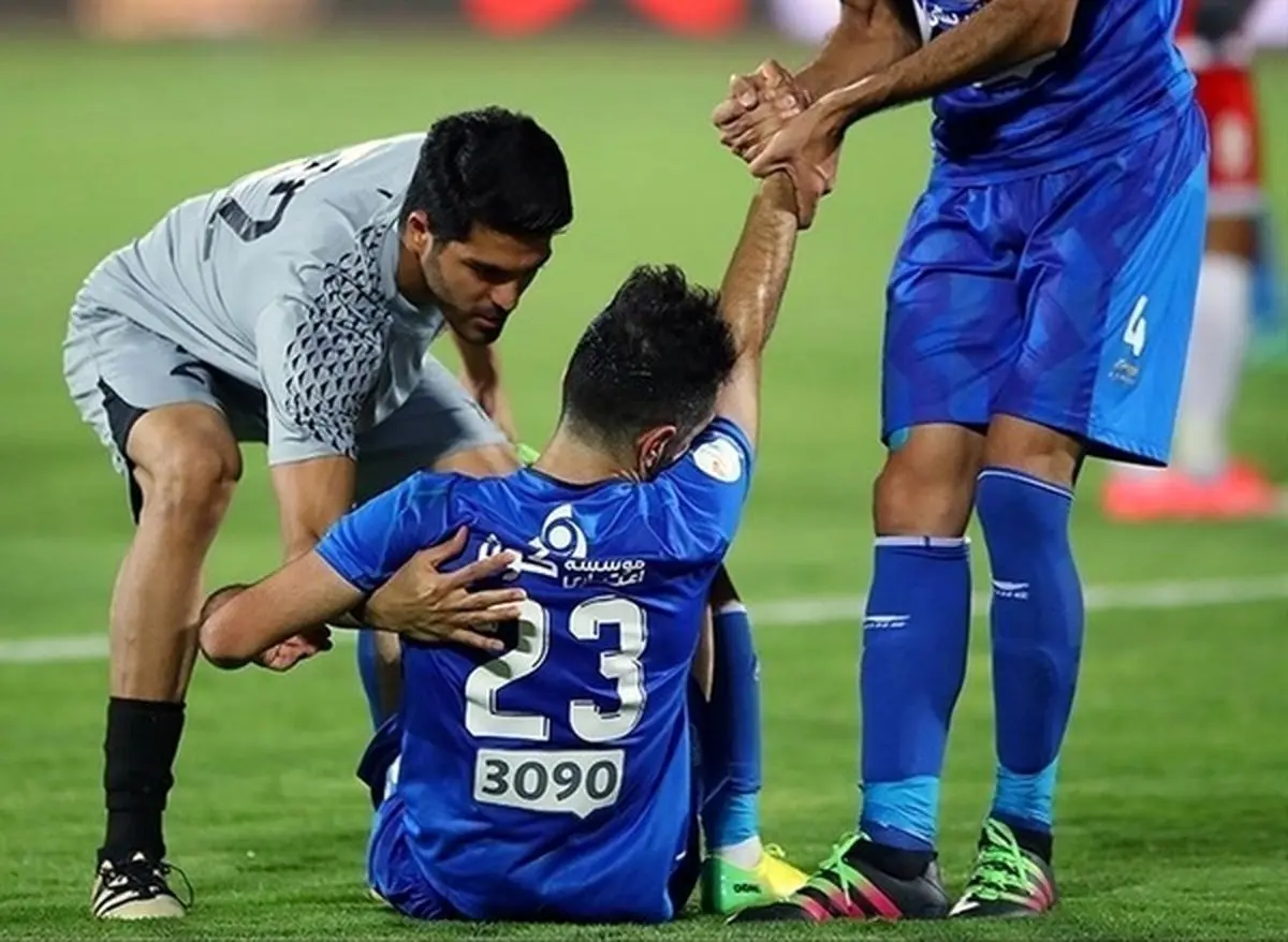 خطر نیمکت نشینی بیخ گوش ستاره استقلال!