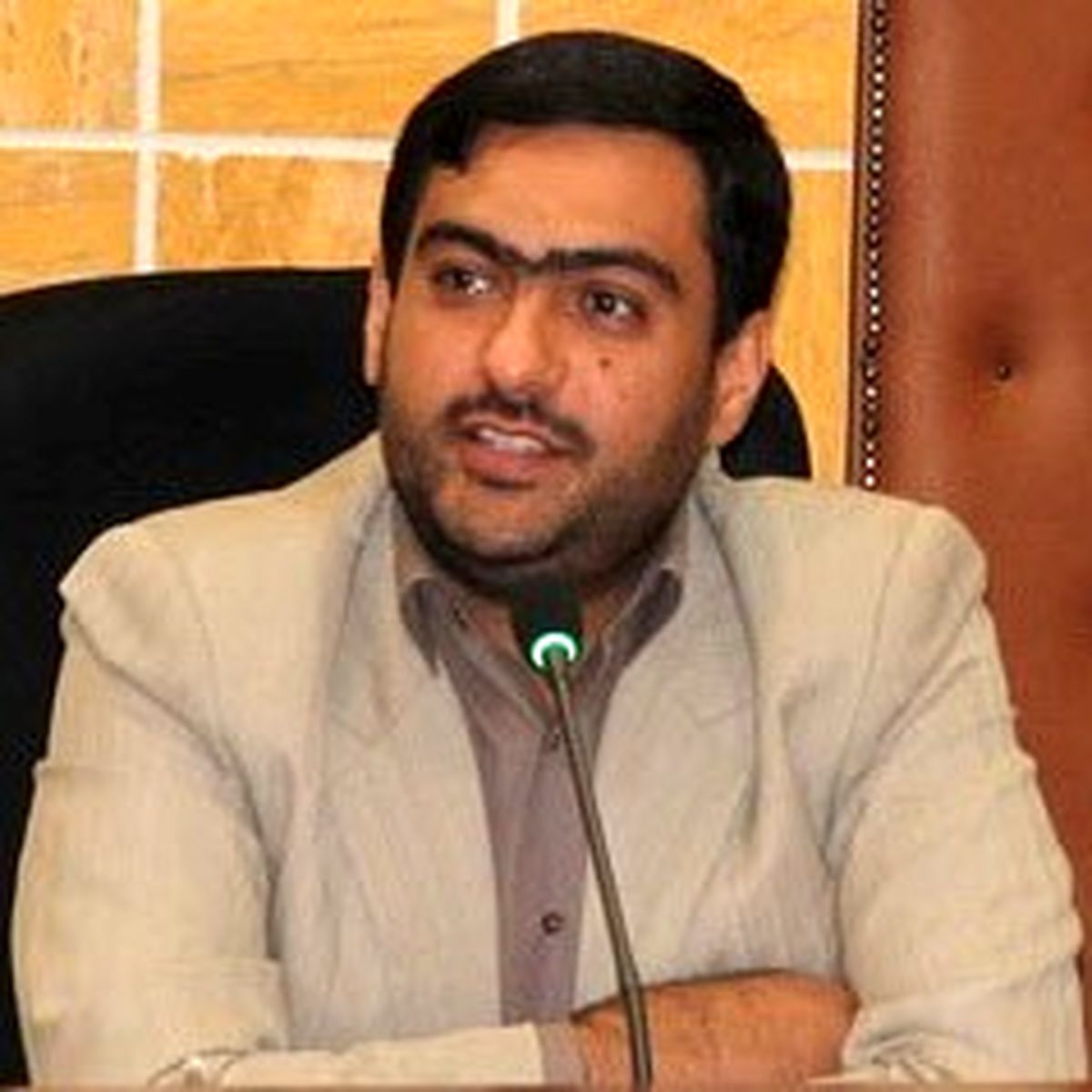 صبرکنید تا کتاب مورد علاقه‌تان پیدا شود