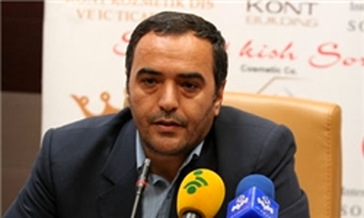 عسگری و اصفهانیان دعواها را کنار بگذارند