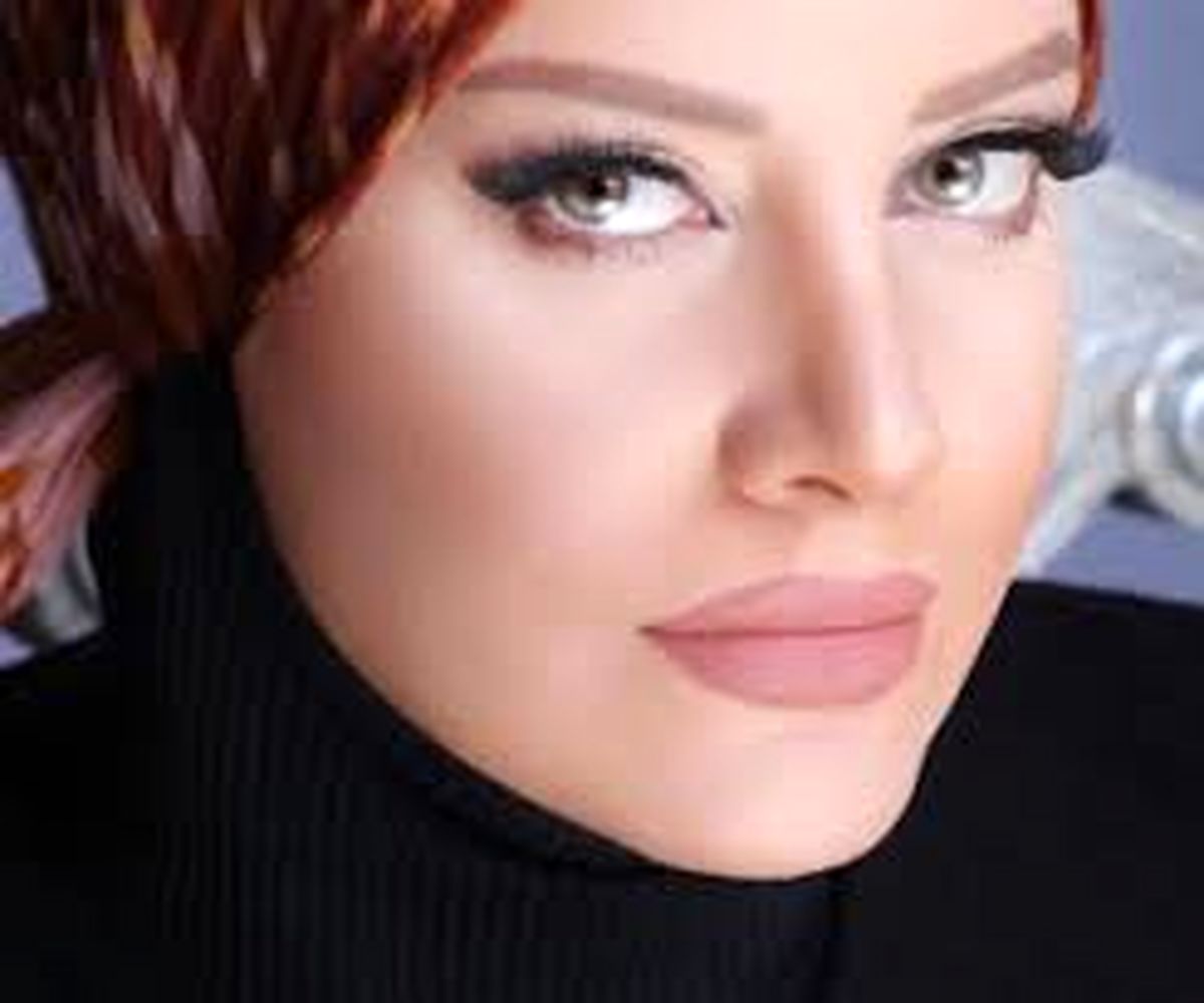 تیپ شراره رخام در تئاترش/عکس