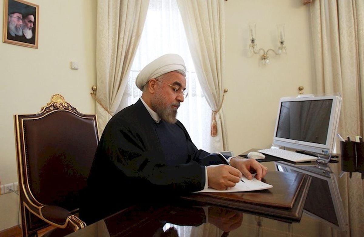 انتقاد روزنامه حامی دولت از اقدام شتاب‌زده روحانی