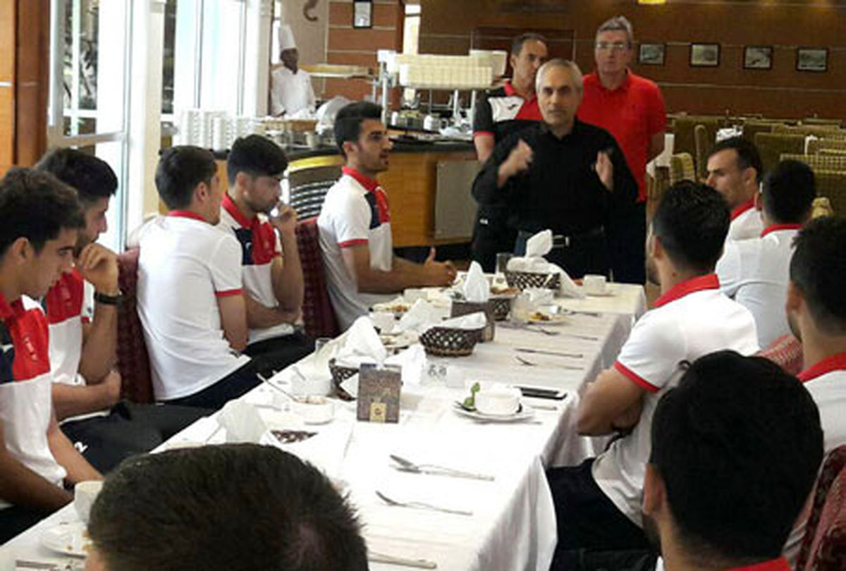 کمک مالی یک هوادار از امارات به پرسپولیس