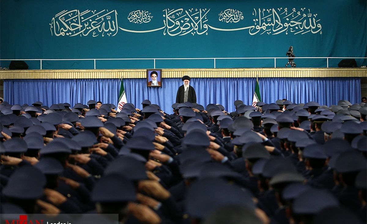 ترامپ زحمت ما را کم کرد/به خاطر داعش از اوباما متشکر باشیم یا به خاطر فتنه 88؟/مردم در 22 بهمن پاسخ ترامپ را می دهند