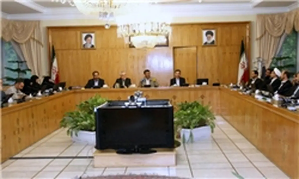 آغاز آخرین جلسه هیئت دولت در مشهد مقدس