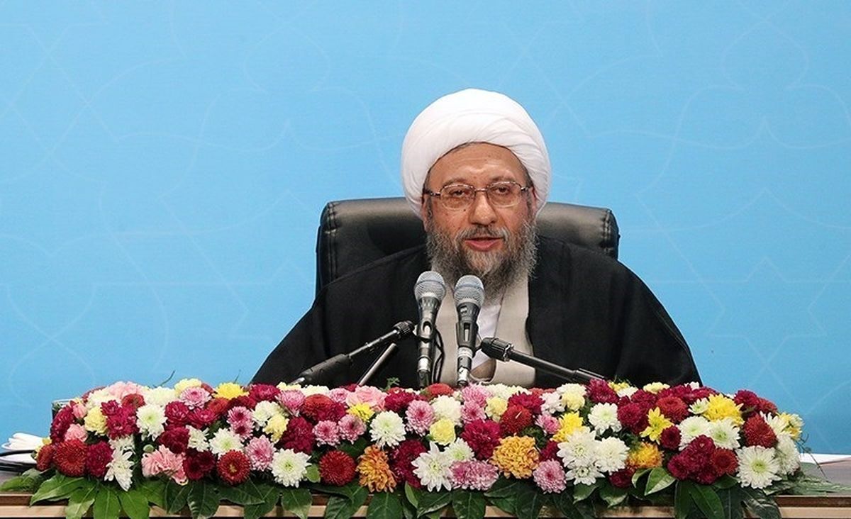 آملی‌لاریجانی: سپاه نباید از برخی سخنان و ناملایمات برنجد