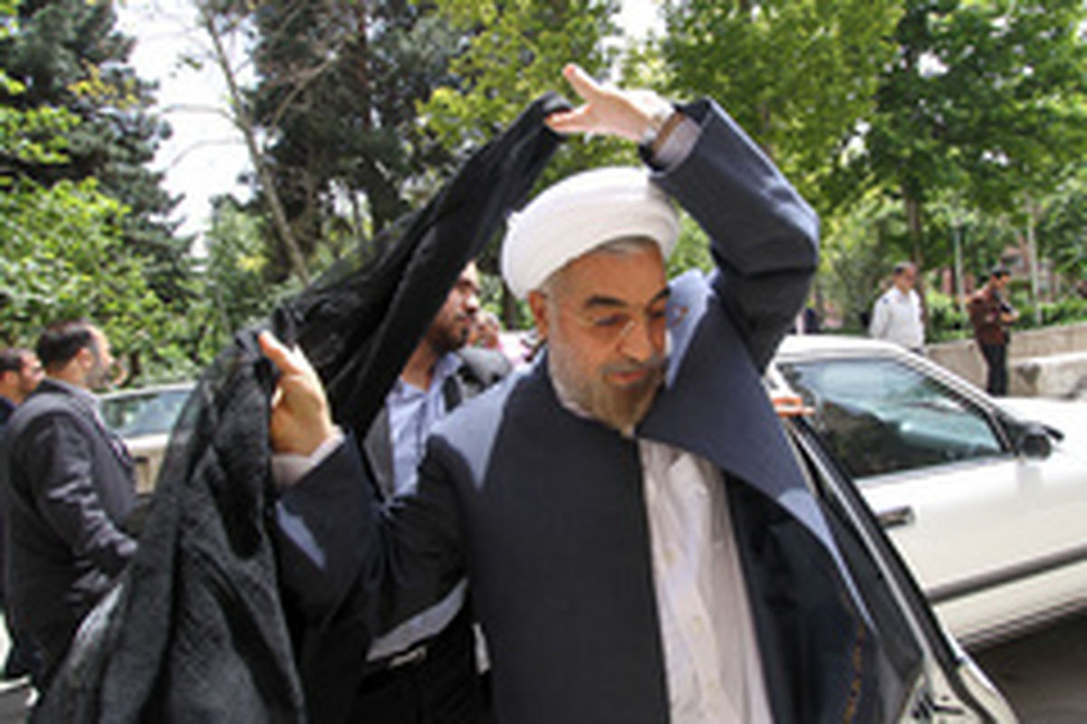 حمله شدید رجانیوز به روحانی