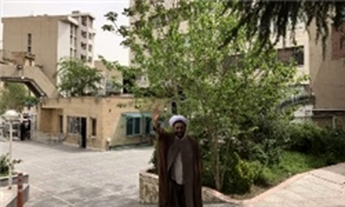 فومنی و غرویان در ستاد انتخابات کشور حضور یافتند