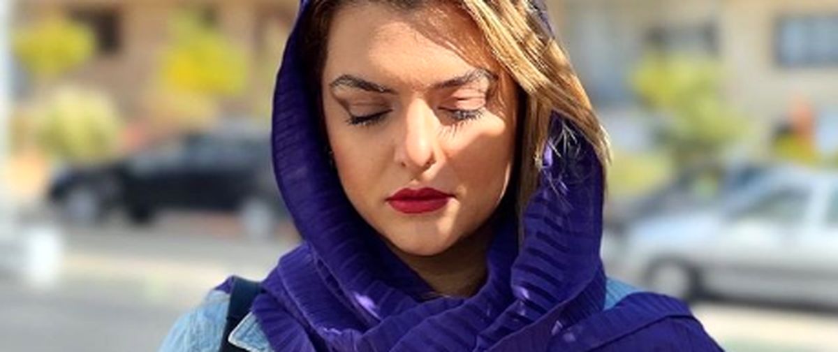 تیپ آبی دنیا مدنی در خیابان + عکس