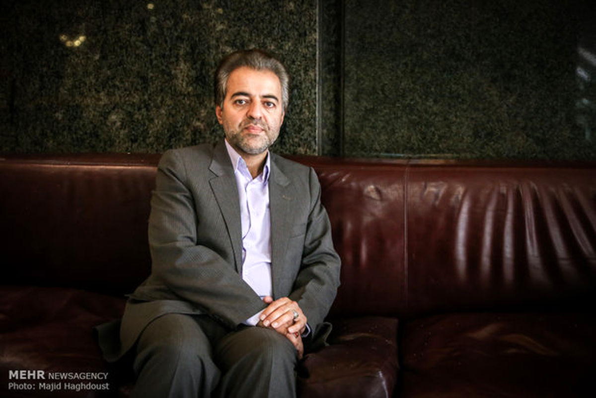 شهردار تهران نباید با دولت تعارضی داشته باشد