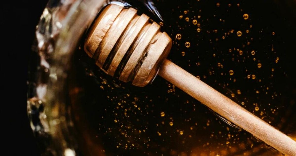 چرا عسل فاسد نمی‌شود؟