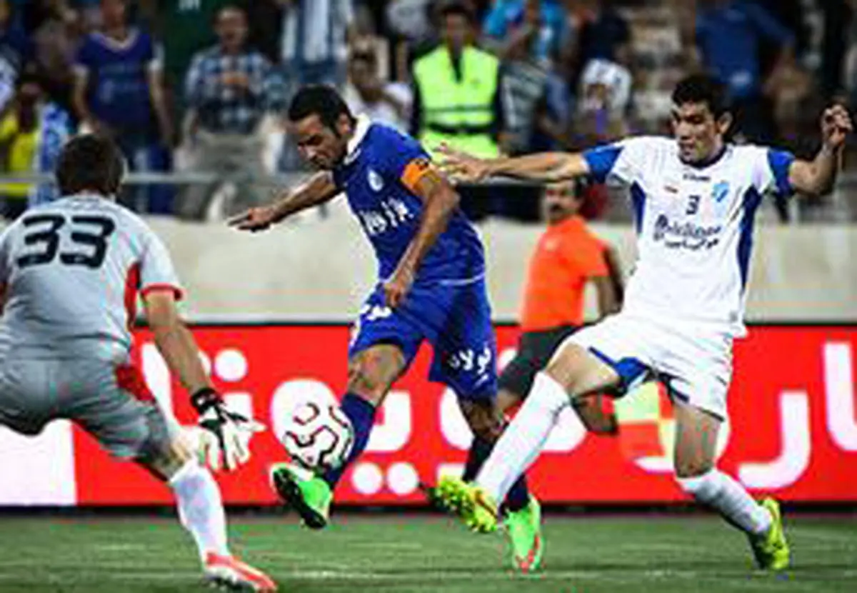 استقلال مهمان خانه اول فوتبال ایران/ چشم تراکتورسازان به ساق‌های نفتی!