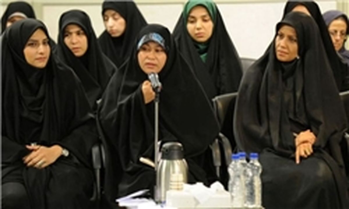 ماشاءالله خانم‌ها چه خوب شعر حماسی می‌گویند