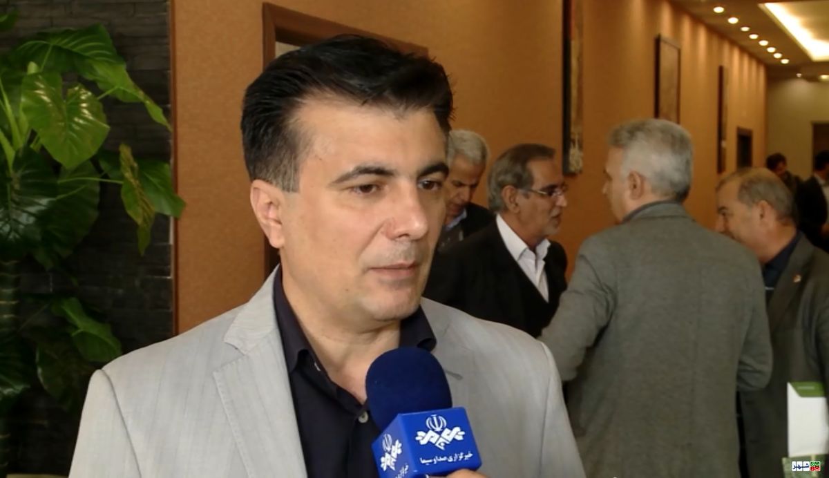 رفعتی:چشمی باید در دقیقه یک اخراج می‌شد