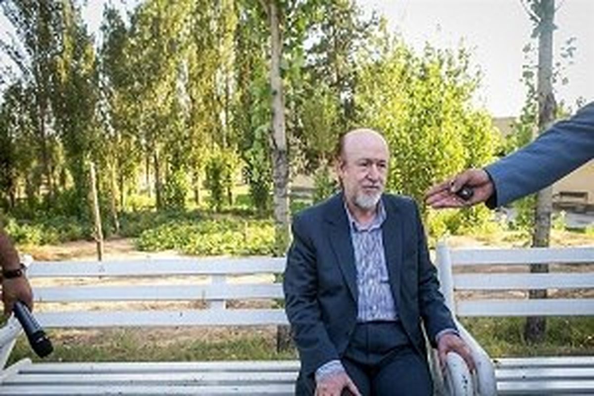 راه حل افتخاری برای ماندن در مدیرعاملی استقلال