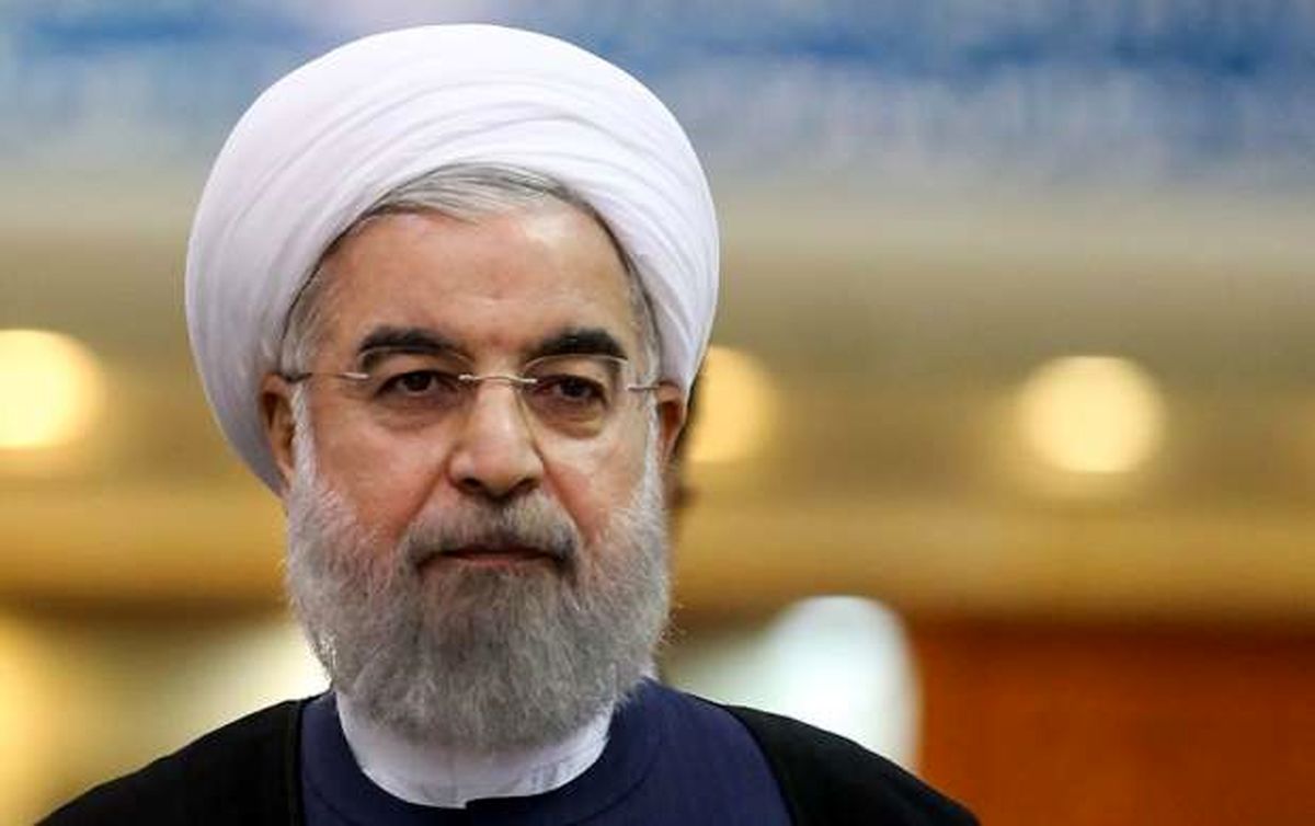 چرا روحانی فرد منفصل از خدمت را مشاور خودش کرد؟!