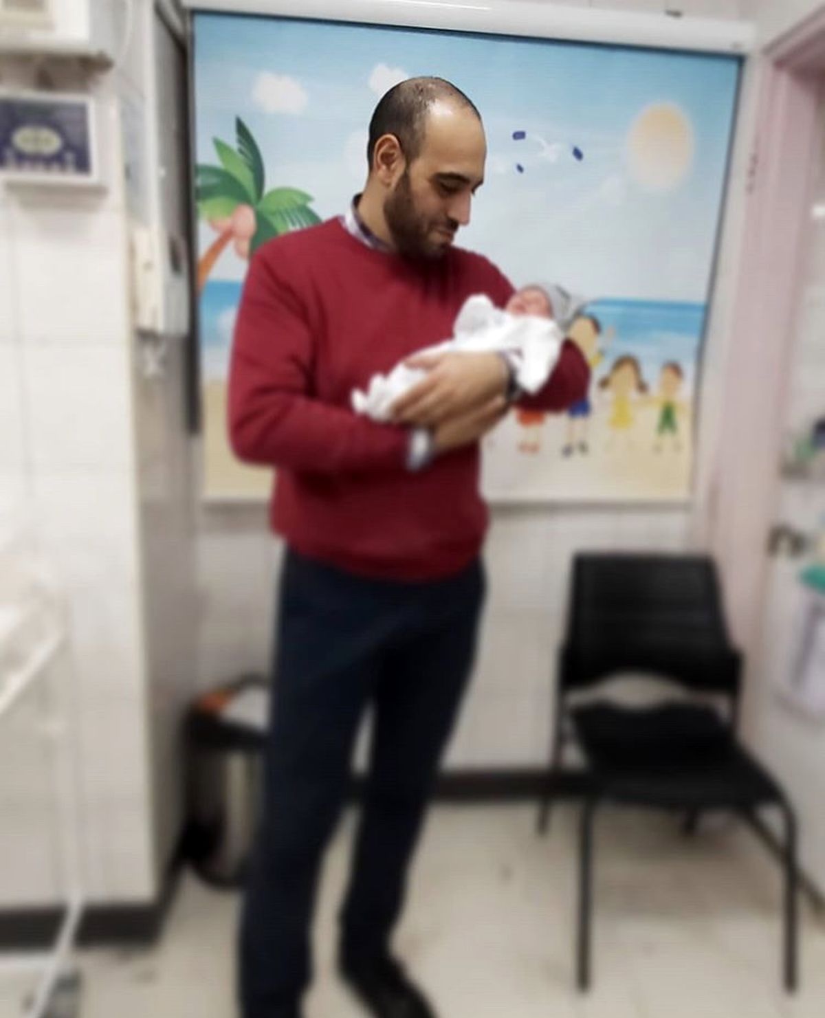 حشمت خان فردوس هم نوه دار شد + عکس