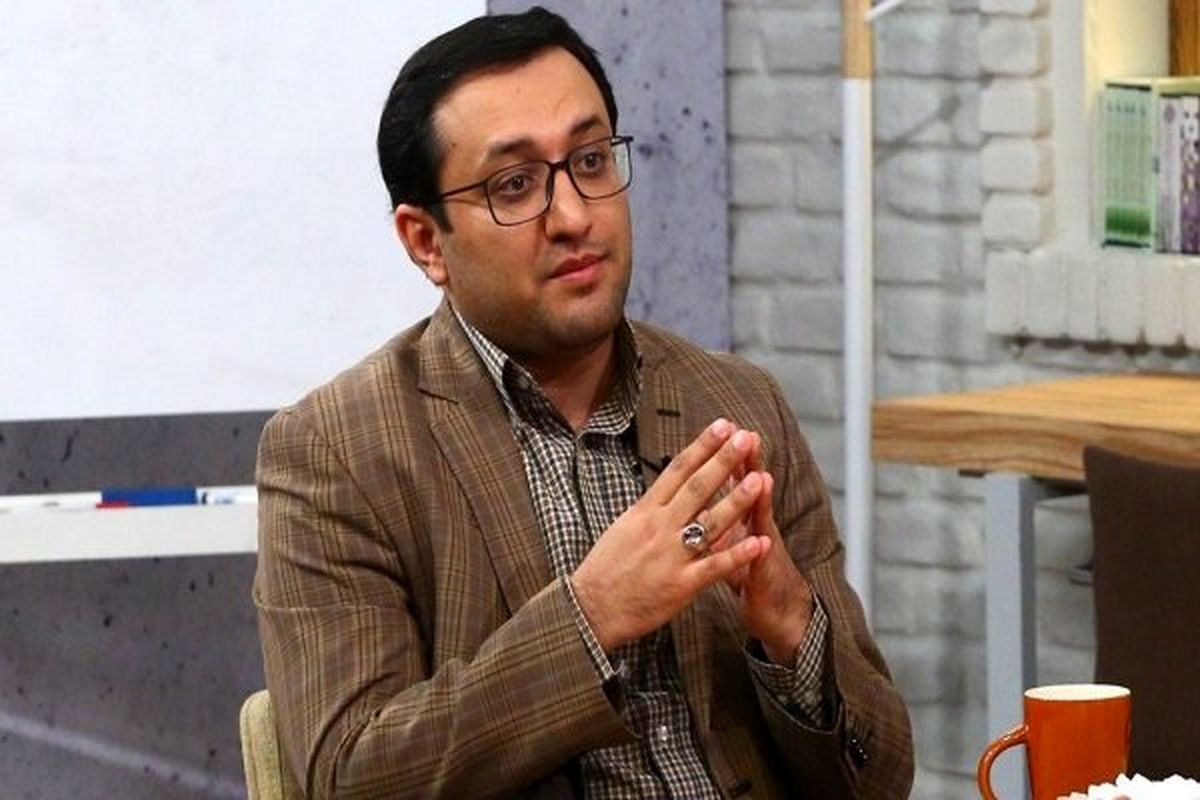 توییتر:: چه کسی دلار4200 را ابداع کرده است؟