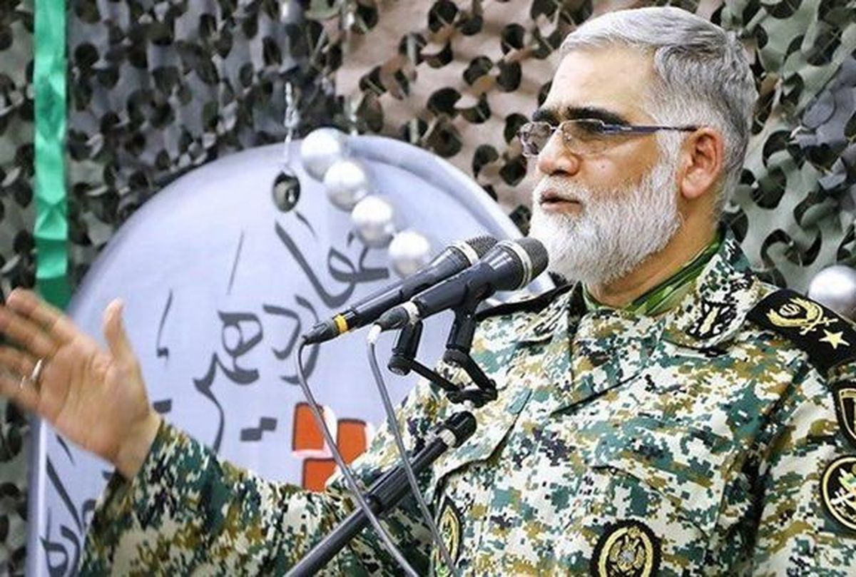 رسیدگی به سربازان توصیه همیشگی رهبر انقلاب به فرماندهان نظامی است