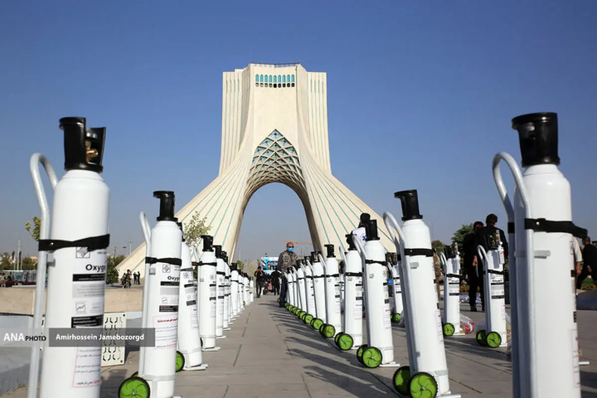 نمای خیلی متفاوت میدان آزادی در روزهای کرونایی + تصاویر