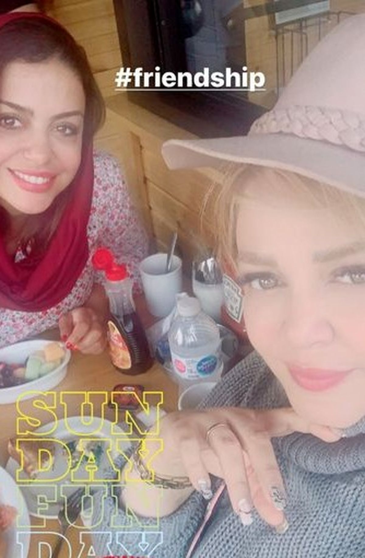 رستوران گردی دو خانم بازیگر در کانادا+عکس