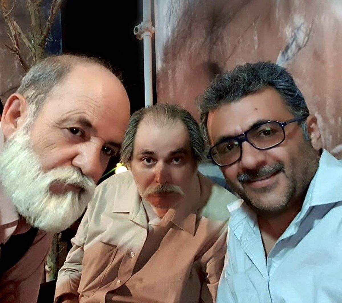 شهرام عبدلی در کنار دوستان بازیگرش + عکس