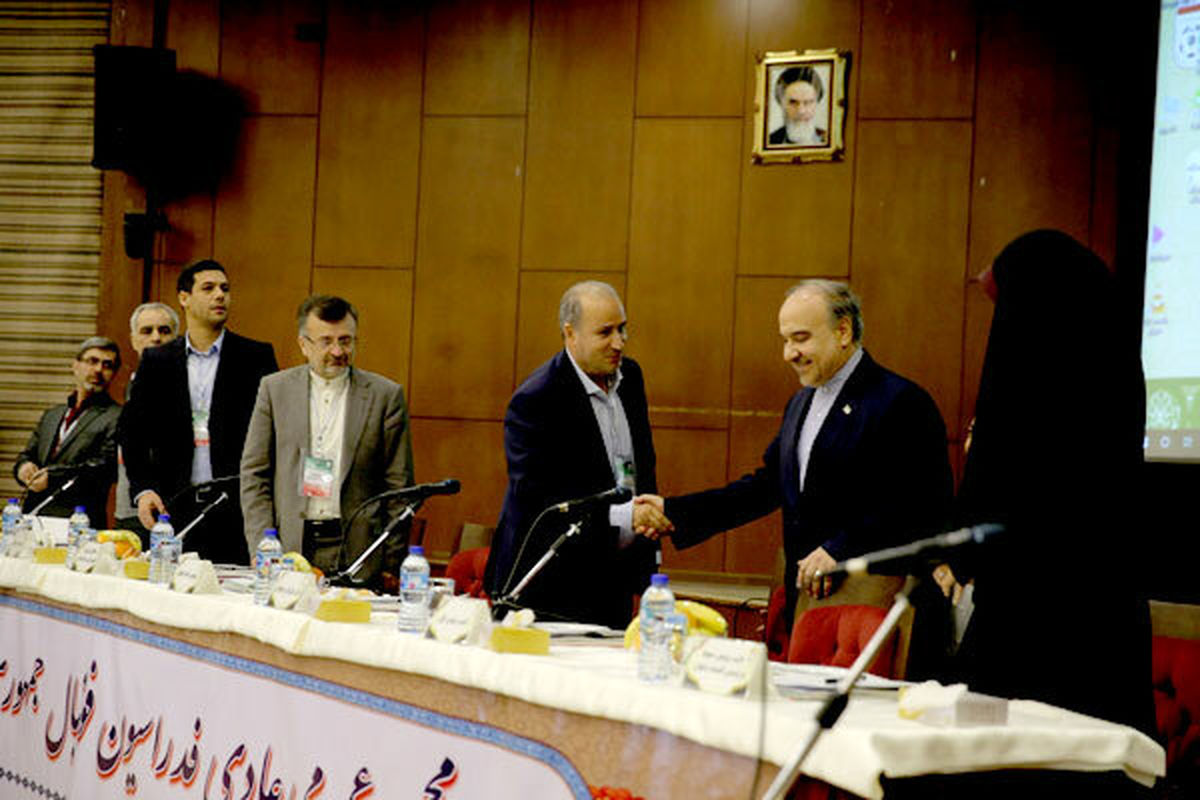 دادگاه بگوید پول هدایتی را برمی‌گردانیم/ ۳ میلیارد کمبود داریم