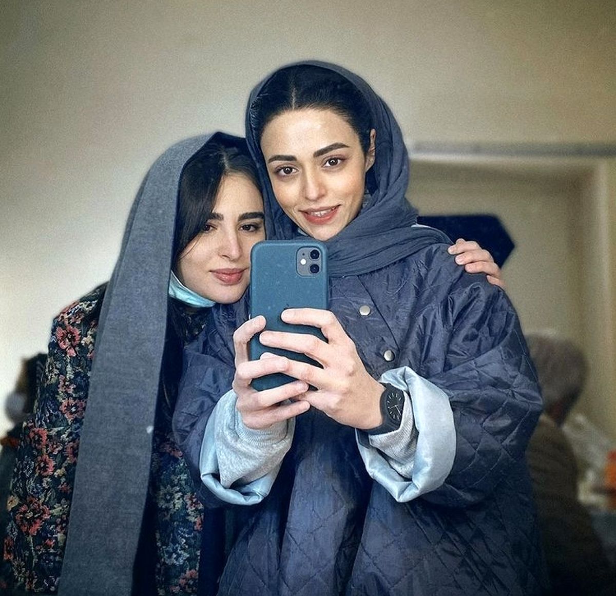 سلفی سوگل خلیق با دوستش + عکس